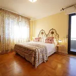 Rent 3 bedroom apartment of 90 m² in Cagliari