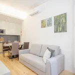 Rent 1 bedroom apartment of 52 m² in Porto