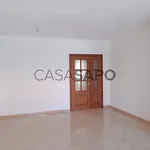 Rent 1 bedroom apartment of 57 m² in Amadora