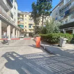 Rent 3 bedroom apartment of 95 m² in Naples