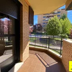 Rent 4 bedroom apartment of 115 m² in Cuenca