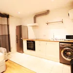 apartment Barking Rd, Plaistow, London E13