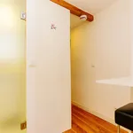 Rent 1 bedroom apartment of 33 m² in Lisbon