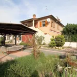 Rent 4 bedroom house of 70 m² in Comacchio