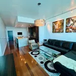 Rent 1 bedroom apartment of 84 m² in Miami