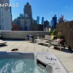 Rent 2 bedroom apartment of 125 m² in New York City