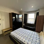 Rent 6 bedroom house in Worcester