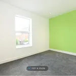 Rent 3 bedroom house in East Midlands