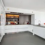 Huur 2 slaapkamer appartement van 145 m² in Amsterdam