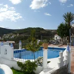 Rent 6 bedroom house in Granada']