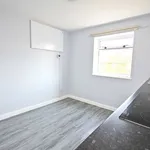 Rent 3 bedroom flat in East Of England