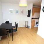 Rent 2 bedroom flat in Glasgow