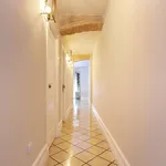 Rent 5 bedroom apartment of 1615 m² in Granada