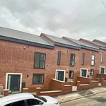 Rent 4 bedroom house in North West England