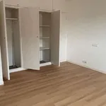 Appartement de 113 m² avec 5 chambre(s) en location à Reims