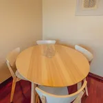 Rent 1 bedroom apartment in porto