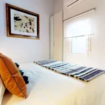 Rent 2 bedroom apartment of 65 m² in Madrid