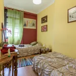 Rent 2 bedroom apartment in Porto