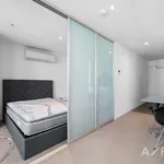 Rent 1 bedroom apartment in Coburg