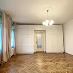 Pronajměte si 2 ložnic/e byt o rozloze 86 m² v Prague