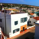 Alquilo 4 dormitorio casa de 180 m² en Minorca']