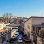 Rent 1 bedroom apartment of 45 m² in milan