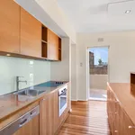 Rent 2 bedroom apartment in Potts Point