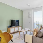 Rent 2 bedroom apartment of 1010 m² in Berlin