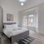 Rent 4 bedroom flat of 117 m² in Liverpool