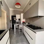 Rent 4 bedroom apartment of 130 m² in Milano