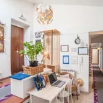 Rent a room of 140 m² in rome