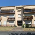 Rent 2 bedroom apartment of 40 m² in Niort