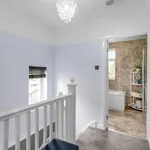 Rent 4 bedroom apartment of 89 m² in Norwich