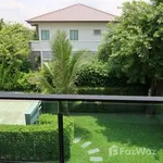 Rent 4 bedroom house of 253 m² in Bangkok