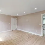 4 room apartment to let in 
                    River Edge, 
                    NJ
                    07661