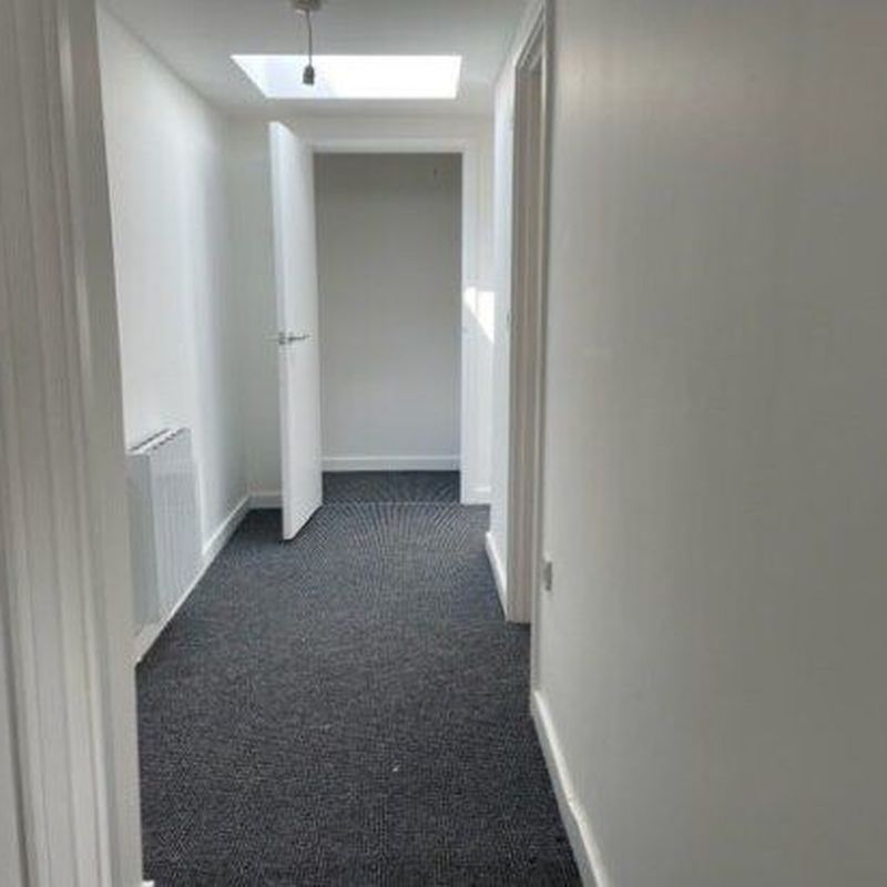 Flat to rent in Institute Lane, Alfreton DE55