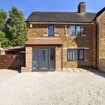 Rent 3 bedroom house in East Midlands