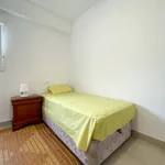 Rent a room of 80 m² in valencia