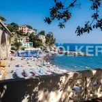 Rent 4 bedroom apartment of 65 m² in Zoagli