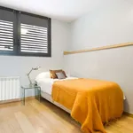 Rent 3 bedroom apartment of 80 m² in barcelona