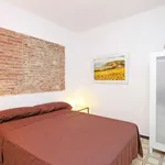 Rent 2 bedroom apartment of 75 m² in barcelona