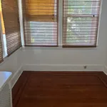 Rent 3 bedroom apartment of 127 m² in Staten Island