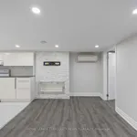 Rent 4 bedroom house in Toronto