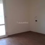 Affitto 5 camera appartamento di 135 m² in Rimini