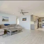 Rent 2 bedroom apartment of 103 m² in hermosa beach