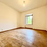 Maison de 66 m² avec 1 chambre(s) en location à Bozouls