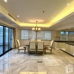 Rent 3 bedroom house of 370 m² in Bangkok