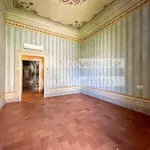 Rent 5 bedroom apartment of 520 m² in Lucca