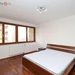 Pronajměte si 3 ložnic/e byt o rozloze 115 m² v Praha