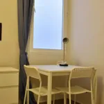 Rent 5 bedroom apartment in Valencia